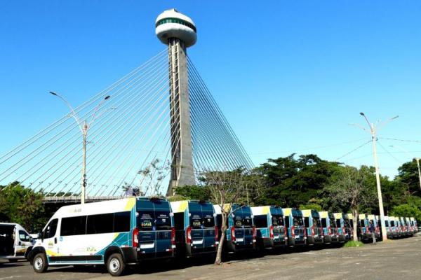Prefeitura Floriano recebe Van do Programa MobSUAS que fortalecerá atendimento da Assistência Social(Imagem:Secom)
