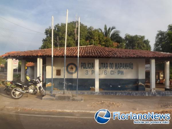 Homem &eacute; encontrado morto ao lado de motocicleta na zona rural de Bar&atilde;o de Graja&uacute;.(Imagem:FlorianoNews)