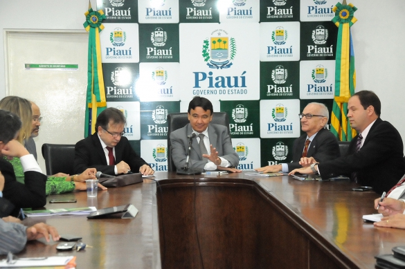 Governo discute convênios e obras com o presidente da Codevasf