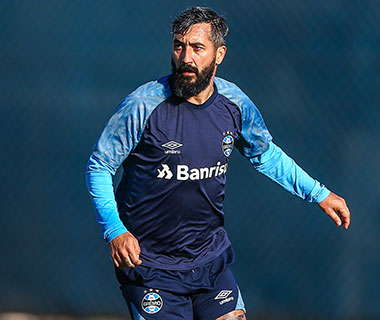 Com reservas, Grêmio enfrenta reação do Atlético-PR
