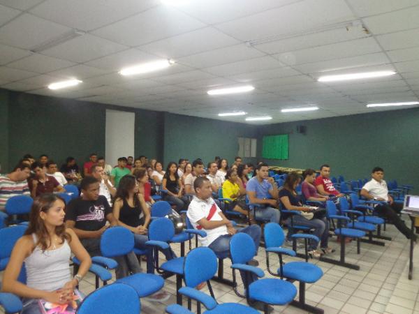 2&ordm; Semin&aacute;rio de Inser&ccedil;&atilde;o Universit&aacute;ria(Imagem:FlorianoNews)
