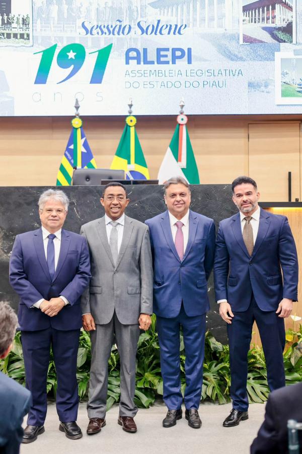 Joel Rodrigues, pré-candidato a governador, recebe homenagem em sessão especial na Assembleia Legislativa(Imagem:Ascom)