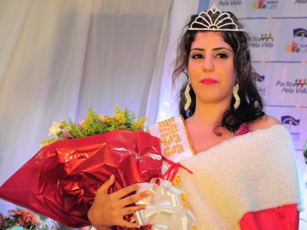 Jovem de 19 anos é eleita Miss Penitenciária de Pernambuco