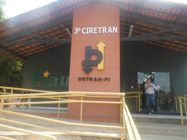 DETRAN de Floriano já está funcionando normalmente