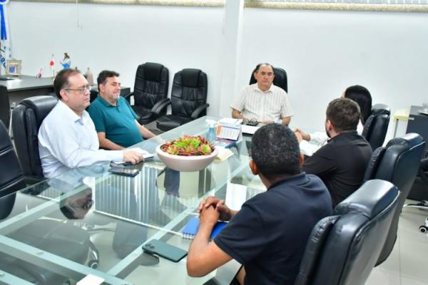 Habitação: Prefeitura e CRECI discutem expansão do programa