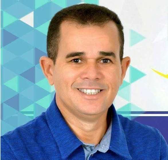 Morre aos 47 anos, o professor e ex-vereador Enoque Ramos