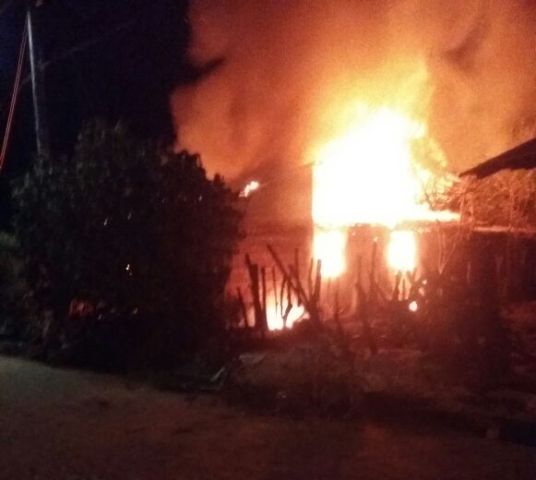 Residência é destruída durante incêndio em Floriano