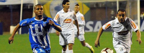 Santos vence na Ressacada, mas Avaí fica com a vaga nas oitavas