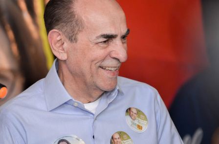 Marcelo cresce e está empatado tecnicamente em segundo lugar, aponta pesquisa Data AZ