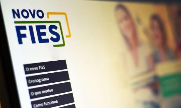 MEC suspende pagamento de parcelas do Fies devido à pandemia do coronavírus