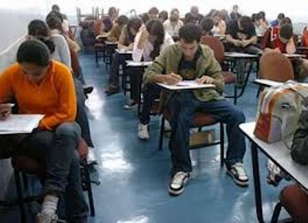AGU e 10 órgãos abrem inscrições para 828 vagas na segunda-feira