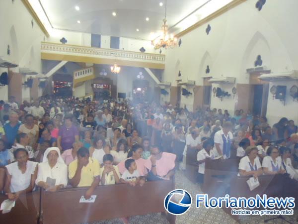 Diocese de Floriano inicia cerim&ocirc;nia de abertura da Porta Santa.(Imagem:FlorianoNews)