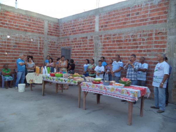 Comunidade participa da abertura dos festejos de Nossa Senhora Aparecida