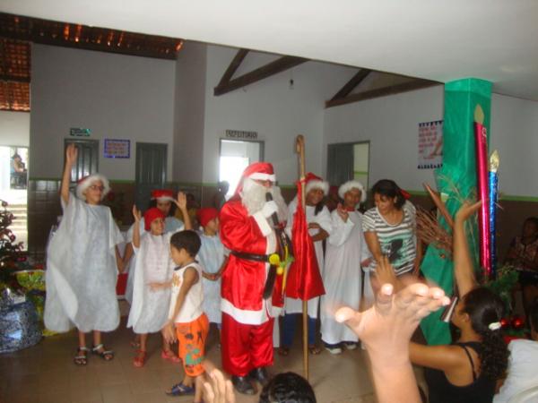 Papai Noel na Apae(Imagem:reda&ccedil;&atilde;o)