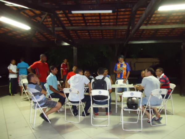 Organizadores discutem Copa Sub-20 de Floriano
