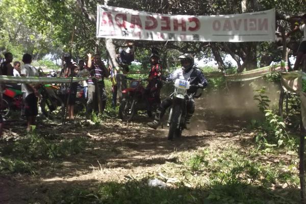 1&ordm; Enduro no Povoado Santo Antonio.(Imagem:FlorianoNews)