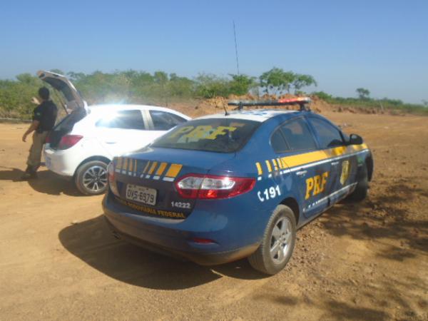 PRF realiza treinamento e atualiza&ccedil;&atilde;o de tiro para agentes da Delegacia de Floriano.(Imagem:FlorianoNews)