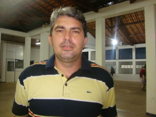 Secretario de Saúde de Floriano faz apelo aos florianenses