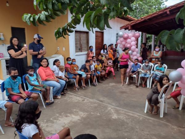 Rotary Club realiza a&ccedil;&atilde;o natalina na zona rural de Floriano(Imagem:FlorianoNews)