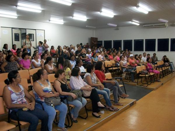 Mais um capítulo do drama da rede municipal de ensino de Floriano