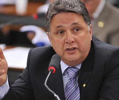 Justiça suspende direitos políticos de Anthony Garotinho por oito anos
