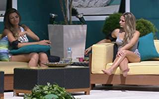 'Fica parecendo que sou apaixonada', diz Monique sobre Rafa