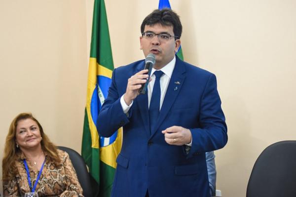 Governador elenca reforma fiscal como principal desafio de Lula