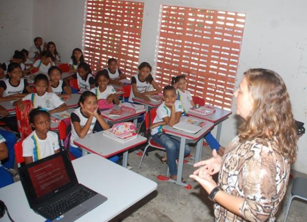 Secretaria de Meio Ambiente realiza palestra nas escolas sobre queimadas.(Imagem:Secom)