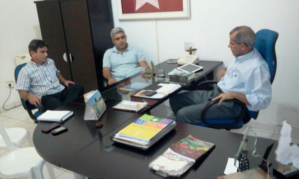 Secretário participa de Audiência com deputado Nazareno Fonteles