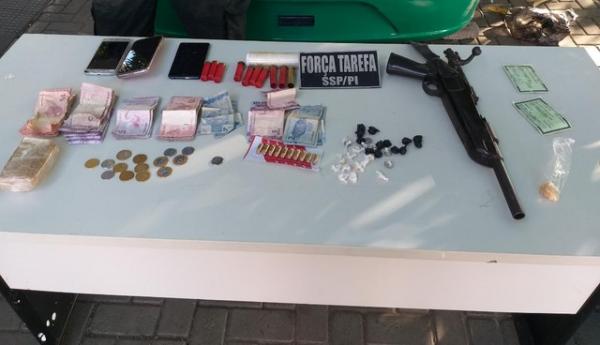 Trio é preso em Teresina com tipo de fuzil utilizado na 2ª Guerra Mundial