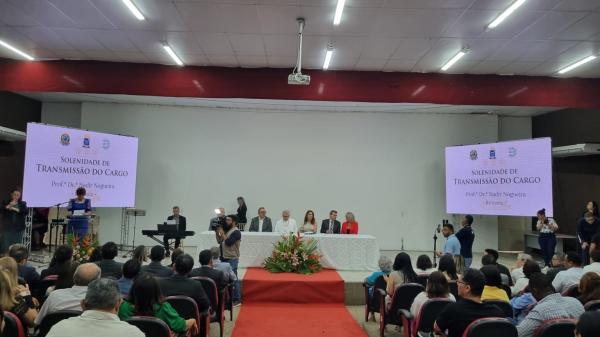 Solenidade de posse aconteceu na UFPI.(Imagem: Alysson Camur&ccedil;a/ Portal ClubeNews)