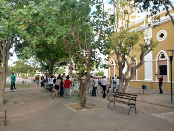 Caf&eacute; da manh&atilde; marca abertura dos festejos de S&atilde;o Pedro de Alc&acirc;ntara em Floriano.(Imagem:FlorianoNews)