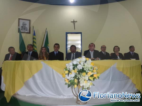 Prefeito Gilberto J&uacute;nior prestigiou homenagem ao Pastor Manoel Freitas e centen&aacute;rio da Igreja Batista.(Imagem:FlorianoNews)
