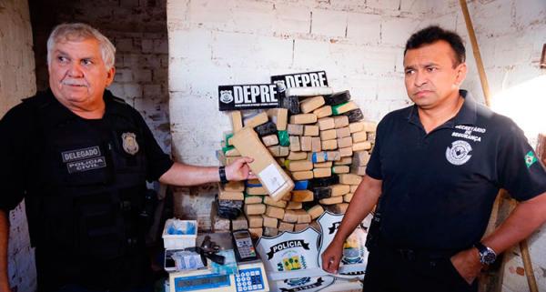  Casa servia de dep&oacute;sito para 200 kg de droga e traficante aceitava cart&atilde;o de cr&eacute;dito. (Imagem:Divulga&ccedil;&atilde;o)