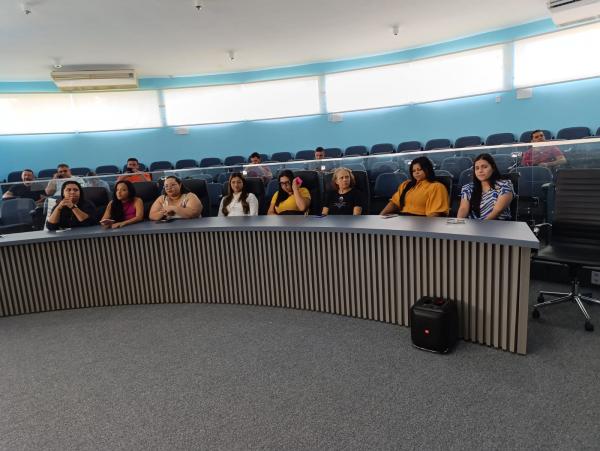 Câmara Municipal de Floriano homenageia mulheres do Poder Legislativo(Imagem:FlorianoNews)