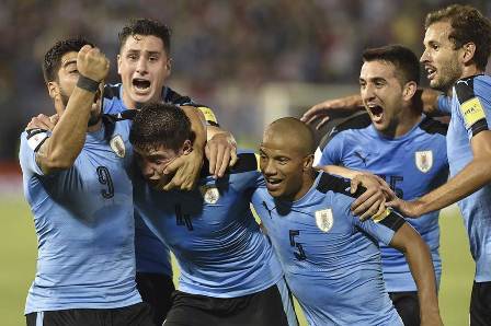 Uruguai joga para assegurar vaga nas oitavas de final