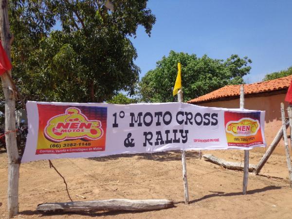 Emo&ccedil;&atilde;o e muita adrenalina marcaram 1&ordm; Motocross & Rally em S&atilde;o Pedro-PI.(Imagem:FlorianoNews)