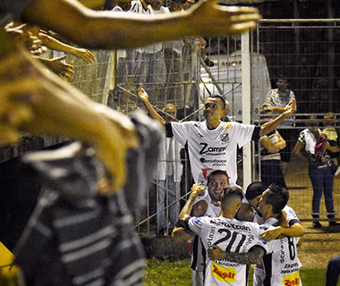 Gol aos 49 minutos do 2º tempo elimina Altos da Copa do Brasil