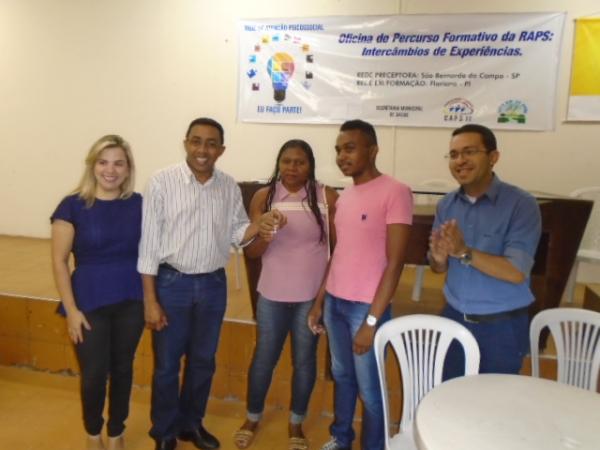 SEMDAS e CEF realizam entrega de 14 casas e 7 unidades para benefici&aacute;rios em Floriano.(Imagem:FlorianoNews)