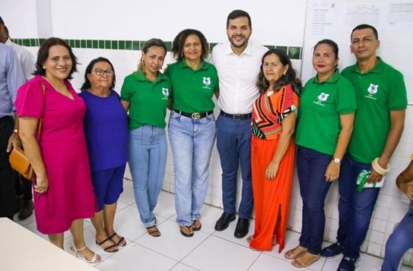 Secret&aacute;rio Washington Bandeira com professores e gestores da educa&ccedil;&atilde;o.(Imagem:Divulga&ccedil;&atilde;o)