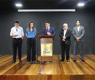 Wellington Dias afirma que será "meio governador" e defende eleições limpas