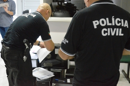 Trio suspeito de atirar em esposa de coronel é preso ao manter família refém