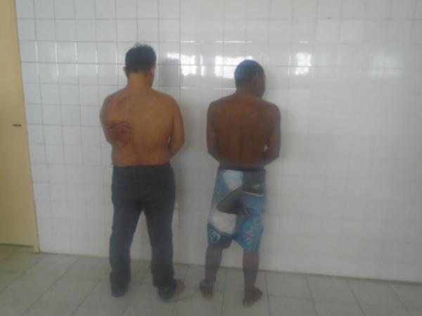 Suspeitos de roubo em Floriano s&atilde;o encaminhados para Penitenci&aacute;ria.(Imagem:FlorianoNews)