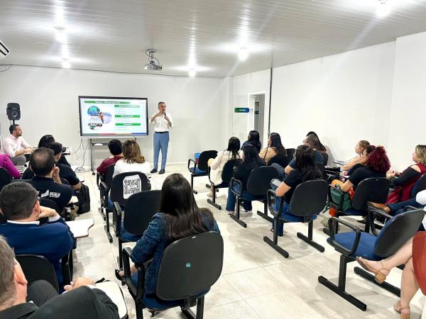 Secretaria das Mulheres prepara capacita&ccedil;&atilde;o para ?Di&aacute;logos pelo Piau&iacute;? em Floriano(Imagem:Ascom Sempi)