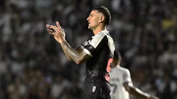 Vegetti marcou o gol do Vasco, de p&ecirc;nalti, no cl&aacute;ssico com o Botafogo no Carioca 2025.(Imagem:Andr&eacute; Dur&atilde;o)