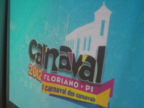 COEF realiza pr&eacute;-programa&ccedil;&atilde;o para o Carnaval 2012.(Imagem:FlorianoNews)