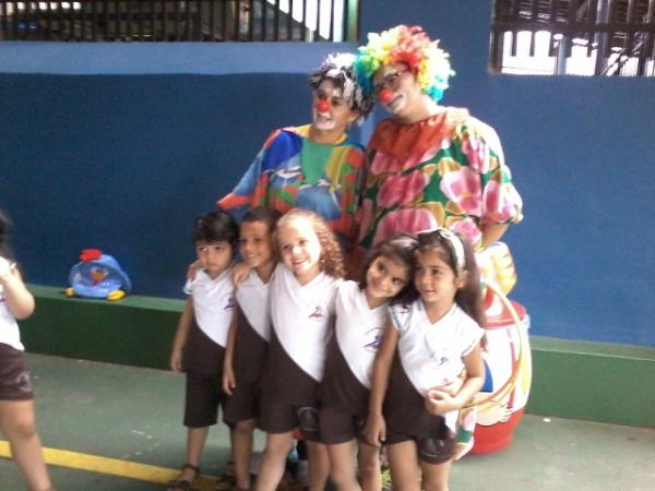Escola Pequeno Pr&iacute;ncipe comemora em grande estilo o Dia do Circo.(Imagem:EPP)