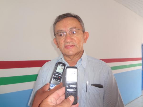 Gonzaga Carvalho, Secret&aacute;rio Municipal de Educa&ccedil;&atilde;o.(Imagem:FlorianoNews)