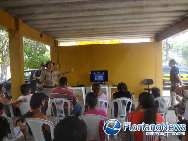 Polícia Rodoviária Federal realiza Projeto Cinema Rodoviário em Floriano.(Imagem:FlorianoNews)