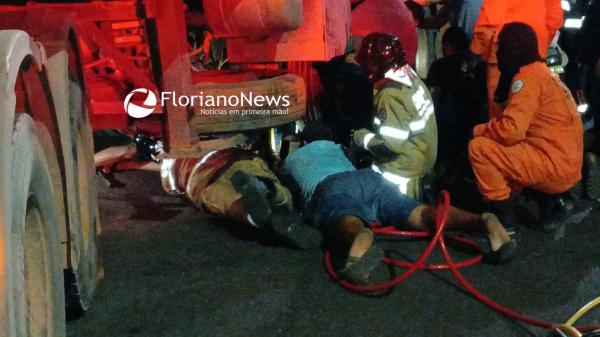 Acidente grave deixa uma mulher morta e outra ferida na Avenida Calisto Lobo, em Floriano.(Imagem:FlorianoNews)